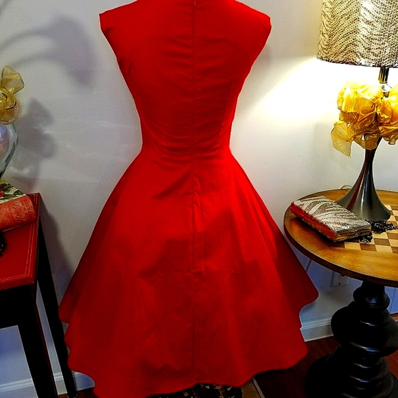 Vintage Style Red Dress - Picture 2 of 4